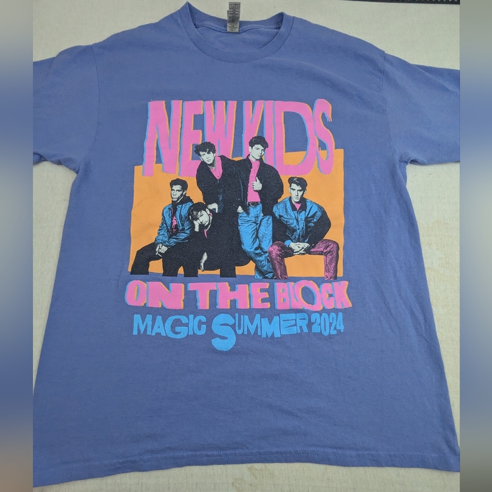 NKOTB New Kids On The Block 2024 Concert Tee Blue/Pink Neon Colors Large Unisex